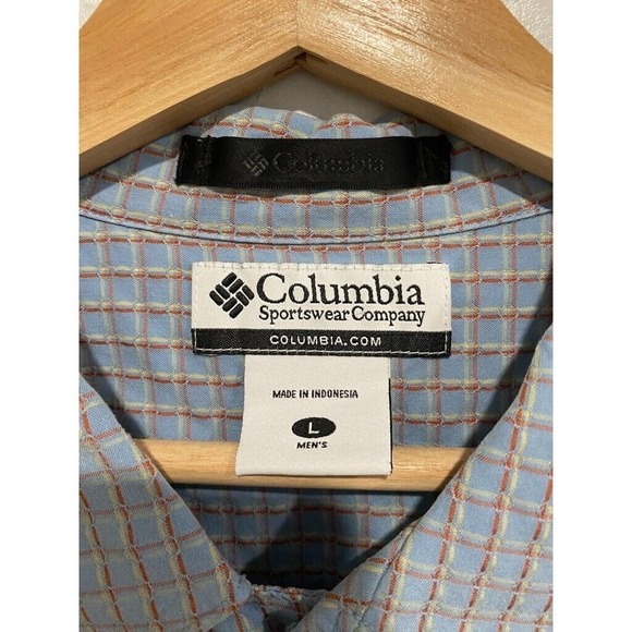 Columbia - Blue and red check short sleeve metal button Men's size Large - Picture 3 of 5